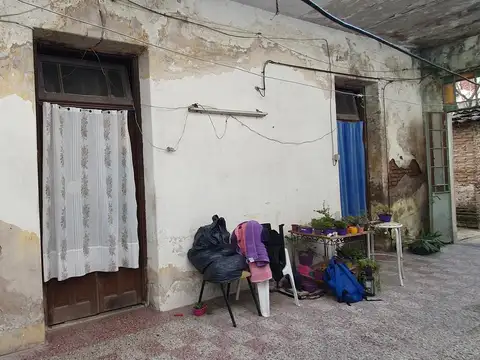 TERRENO EN VENTA LOTE PROPIO CASA A DEMOLER/REFACCIONAR VILLA LURO