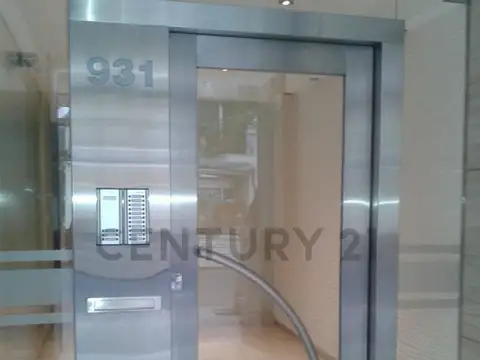 3 de febrero 900, Piso 10