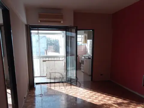 Pje Cnel M Martinez De Hoz 7200, Piso 2