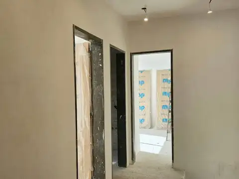 DUPLEX DE 3 AMB EN VENTA JOSE MARMOL CON COCHERA