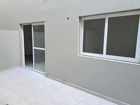 VENTA DEPTO 2 AMB CON PATIO A ESTRENAR VILLA LURO