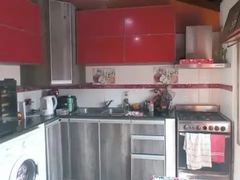 Depto Tipo Casa 3 ambientes con 1 baño