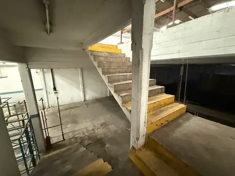 Galpon en Venta en Ramos Mejia, USD 320.000