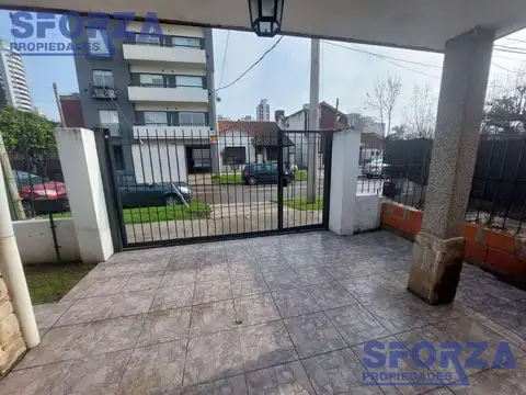 Juan Jose Paso al 900