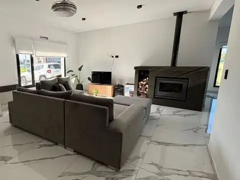 Casa en Venta en San Lucas, USD 245.000