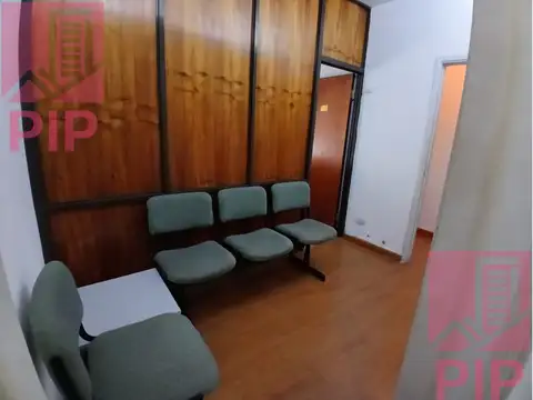 R Escalada De San Martin 100, Piso PB