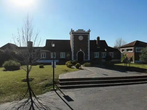 Santa Sofía- Pilar del Este 100