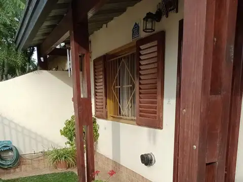 Casa en Venta en Villa Regina, USD 70.000