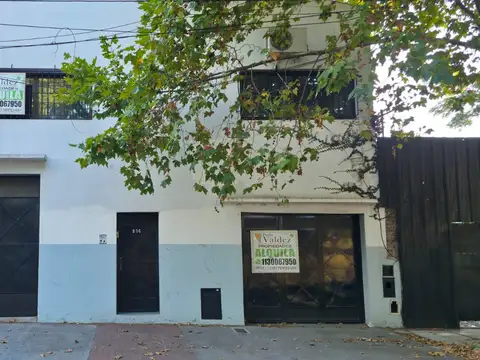 Galpón en alquiler en Bernal Oeste