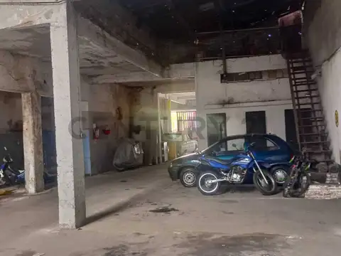 av mitre 400, Piso 0