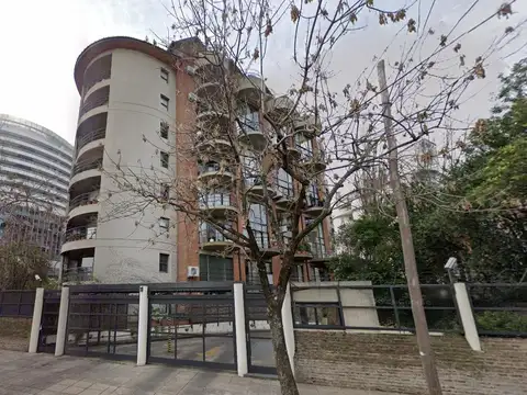 Zapiola e/ Dorrego y Concepción Arenal