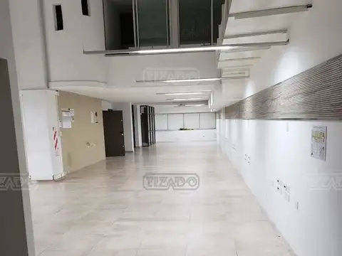 Oficina en Venta al Oeste