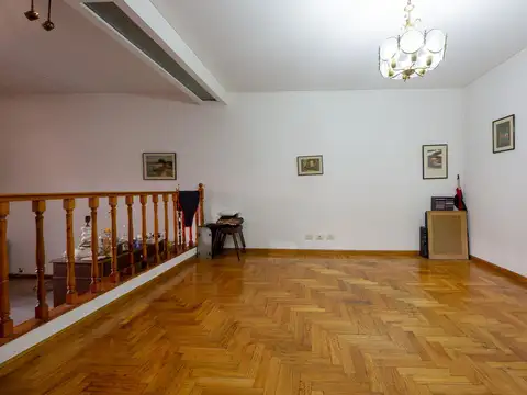 Av. Carabobo  al 700