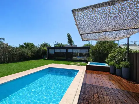 CASA UN DORMITORIO EN PUNTA CHACRA