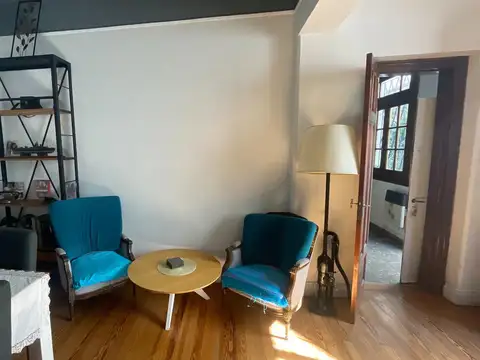 Casa en Venta con 4 cocheras