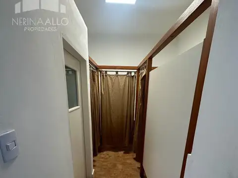 ALQUILER DE ESPACIO CON GABINETE APTO PROFESIONAL