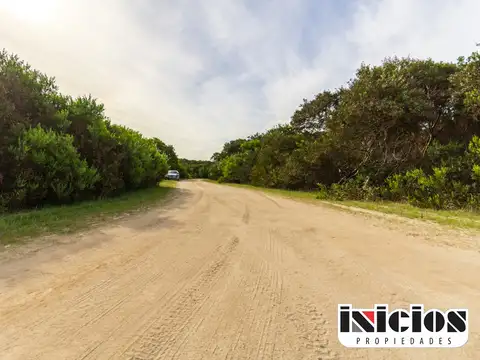 Lote en Punta Medanos. Barrio Cerrado - F57 - B689