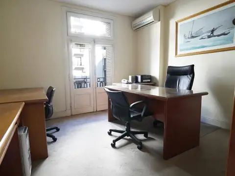 Oficina distinguida y luminosa-Ubic.destacada!