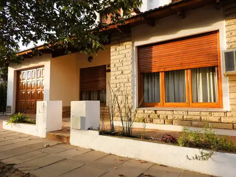 Casa en Calle 24 bis N° 690