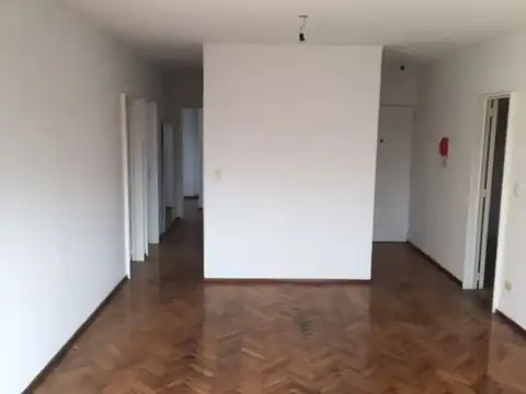 Departamento en Alquiler de 4 ambientes