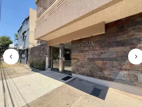 COCHERA EN ALQUILER DESCUBIERTA CENTRO DE LOMAS