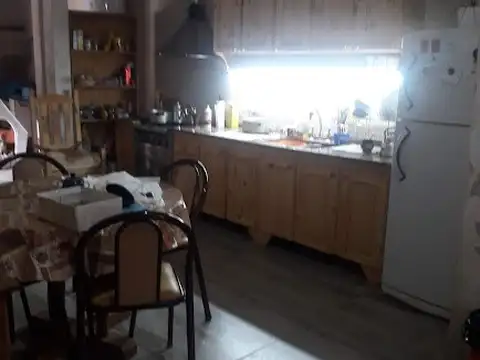 VENTA  PH  TRES AMBIENTES