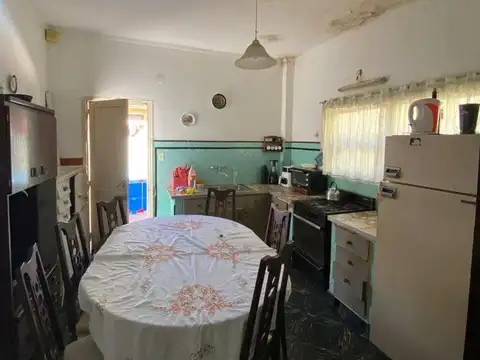 Casa 3 ambientes con 2 baños