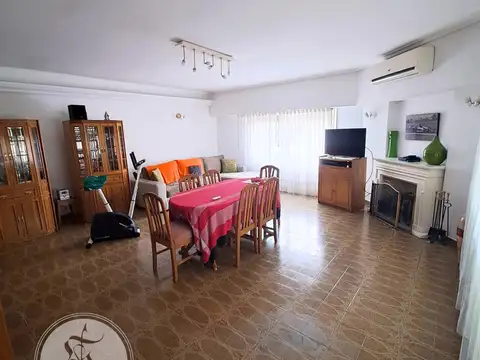 PH 3 ambientes con patio - cochera y terraza - Zona Colegio Agustiniano