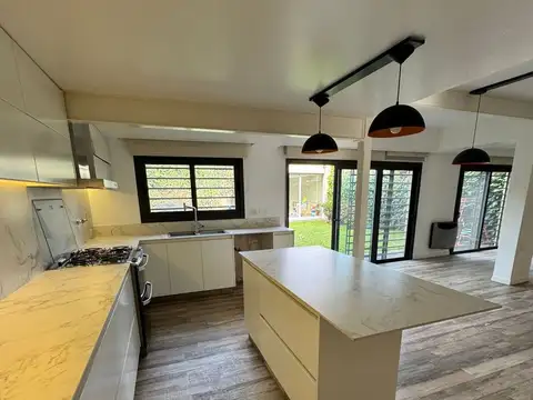 VENTA CASA 4 DORMITORIOS LA HORQUETA SAN ISIDRO