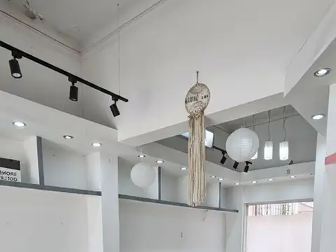 España Esq. Dr. Bocuzzi 100