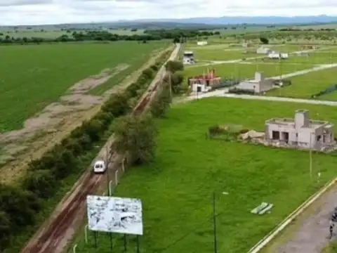 Terreno en Venta en La Ernestina, USD 18.900