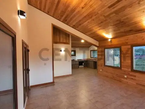 Casa 4 ambientes con 1 baño