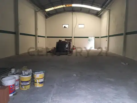 Galpon en Venta 10  mts Frente
