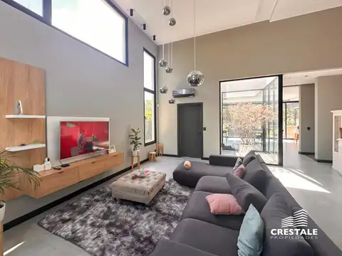 Casa en Venta en Funes, USD 1.100.000