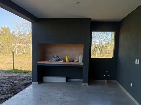 Santa Sofia, Pilar de Este. 100