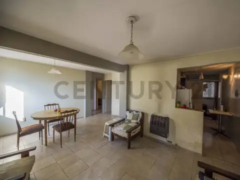 Mendoza 1100, Piso 0