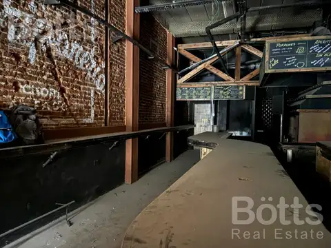 Local en Alquiler en Retiro, $ 1.000.000