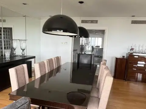 Departamento en Alquiler de 4 dormitorios