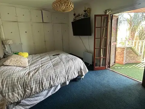 Casa 4 ambientes con 4 baños