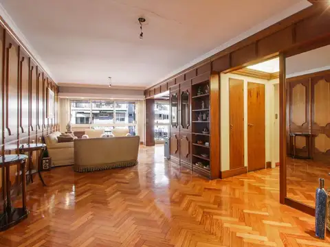 Departamento en Venta de 5 ambientes