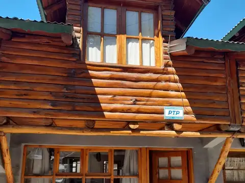 FINA PATAGONIA. Cabaña en venta en el centro de San Martin de los Andes