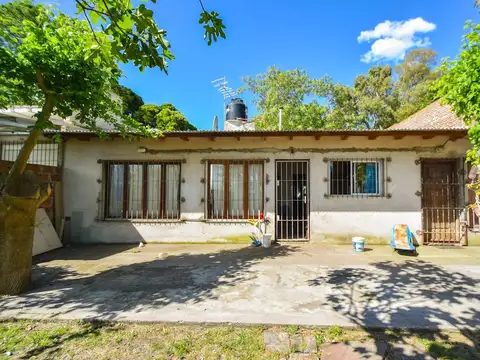 Casa en Venta en Barrio Felix U.Camet, USD 48.000