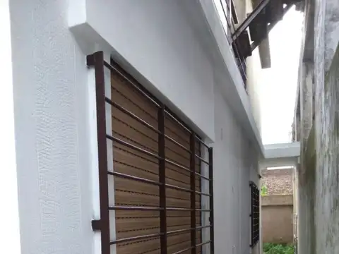 Casa en Venta en Haedo Sur, USD 105.000