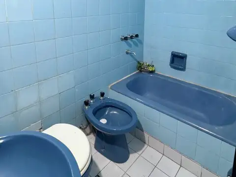 Depto Tipo Casa en Venta 40 años