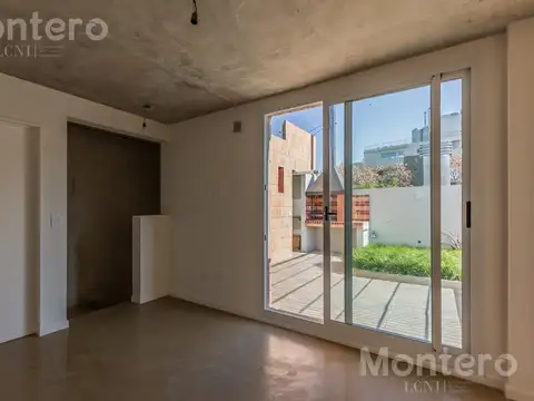 Depto Tipo Casa en Venta de 3 dormitorios