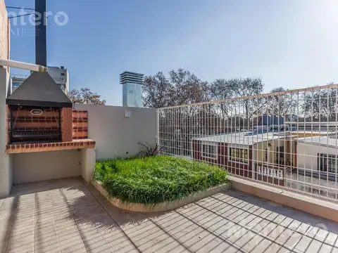 Venta PH Triplex 5 ambientes, Tarraza con parrilla, balconVenta