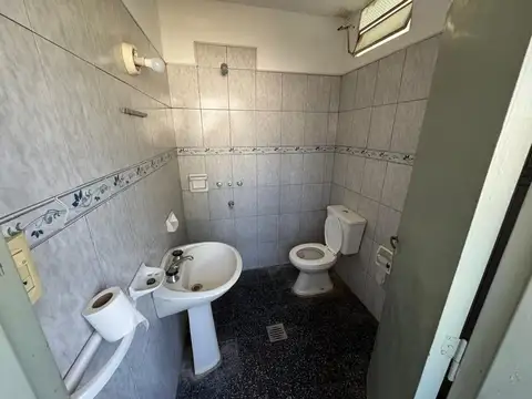 Casa, departamento y Local, céntrico, San Nicolás