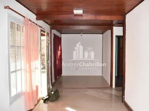 Casa 3 ambientes con 1 baño