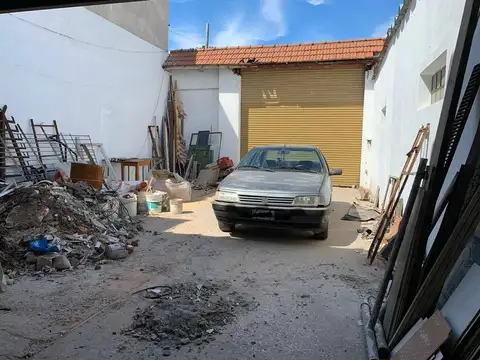 Galpon en Venta 35  mts Fondo