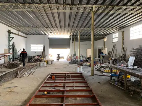 Av J M De Rosas 3700